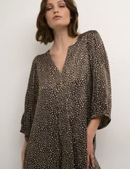 Karen By Simonsen - JustineKB Indie Dress - skjortekjoler - brushed choco dot - 5