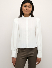 Karen By Simonsen - FrostyKB Frill Shirt - langermede skjorter - bright white - 2
