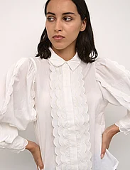 Karen By Simonsen - NadiaKB Shirt - langærmede bluser - bright white - 5