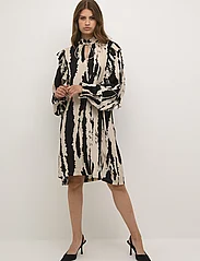 Karen By Simonsen - NimeKB Dress - feestelijke kleding voor outlet-prijzen - nimekb print black - 3
