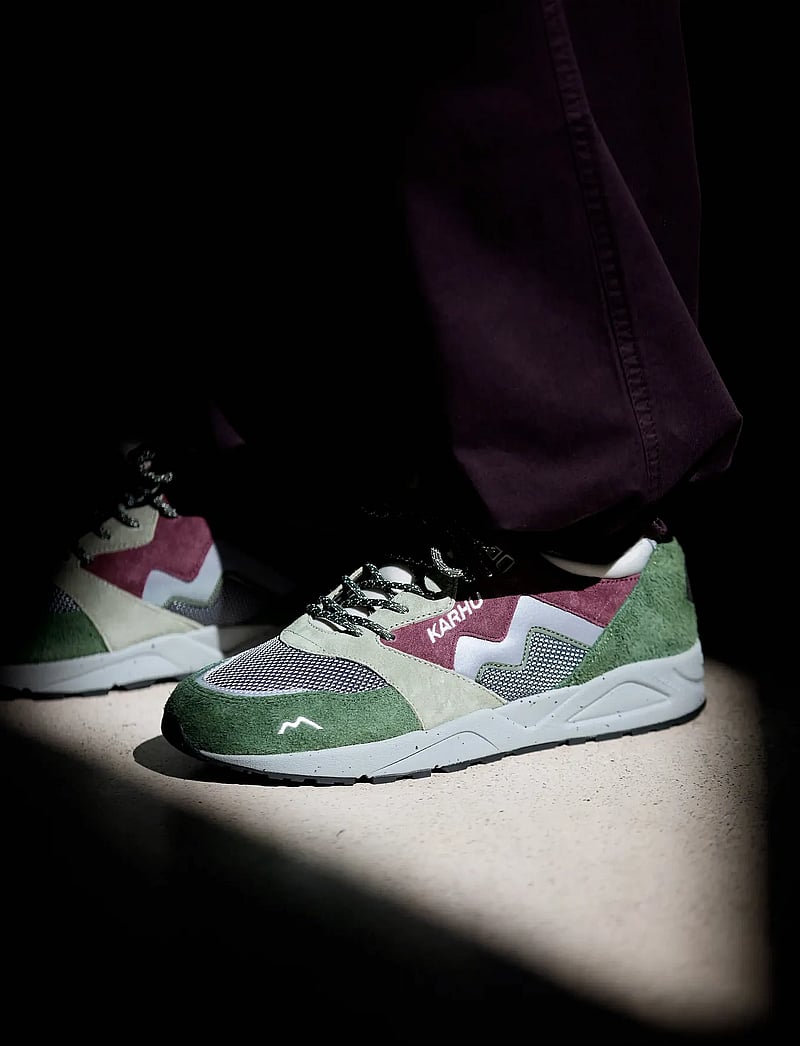 Karhu - Aria 95 Bronze Green / Fig - lave sneakers - bronze green / fig - 0
