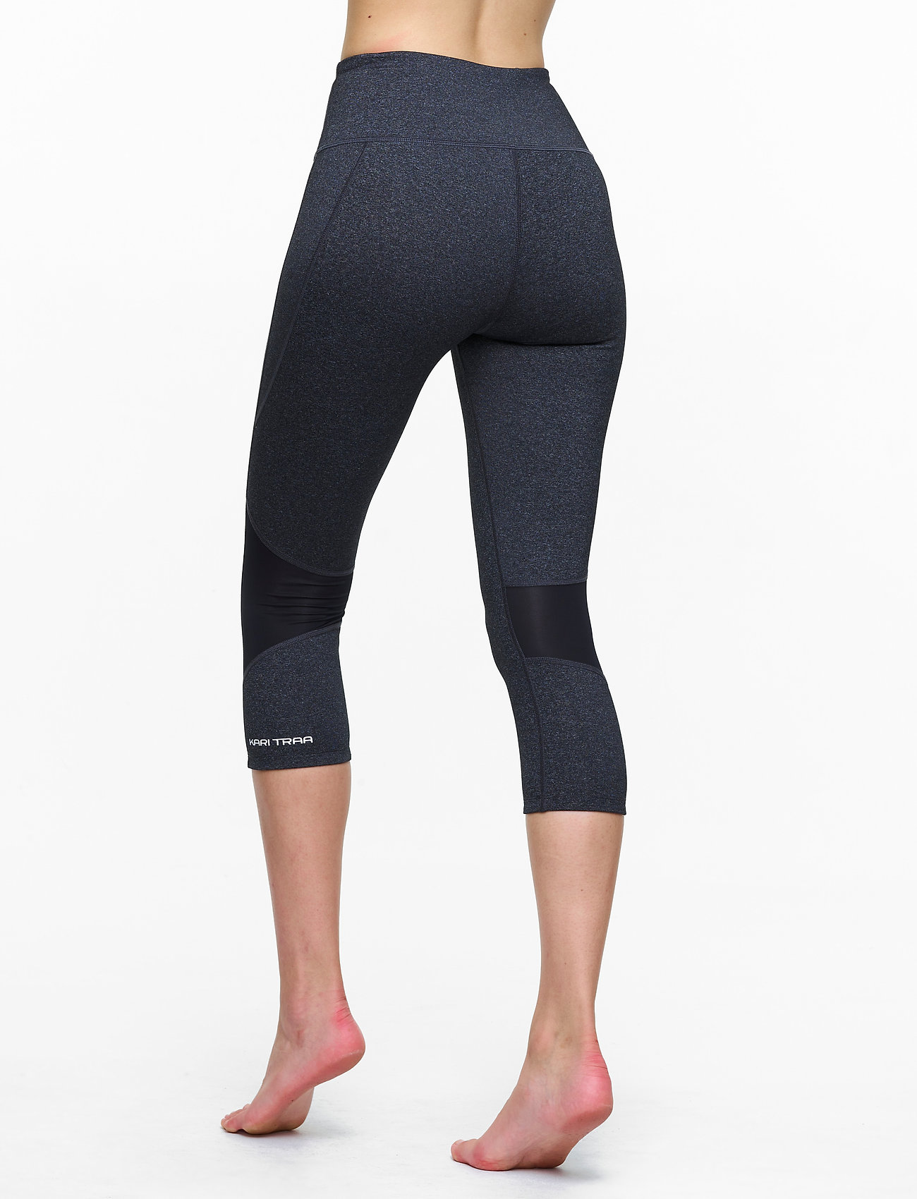 Kari Traa - JULIE HIGH W CAPRI - długość 3/4 - black - 3