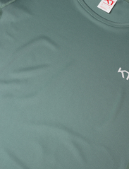 Kari Traa - NORA 2.0 TEE - t-shirts - dusty midtone green - 4