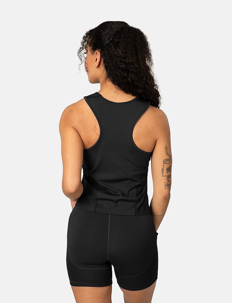 Kari Traa - LINNEA TOP - linnen - blck - 3