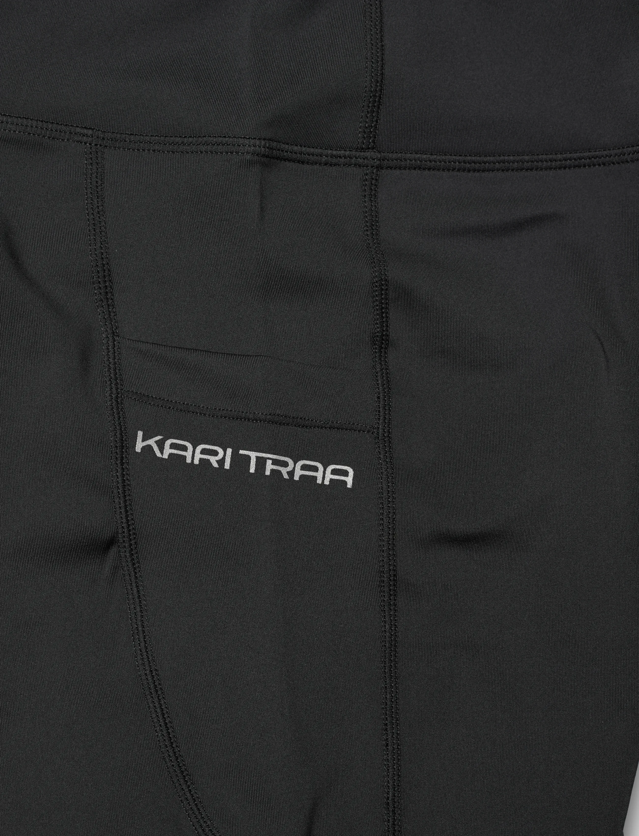 Kari Traa - AVA 8 INCH SHORTS - długość 1/2 - black - 4