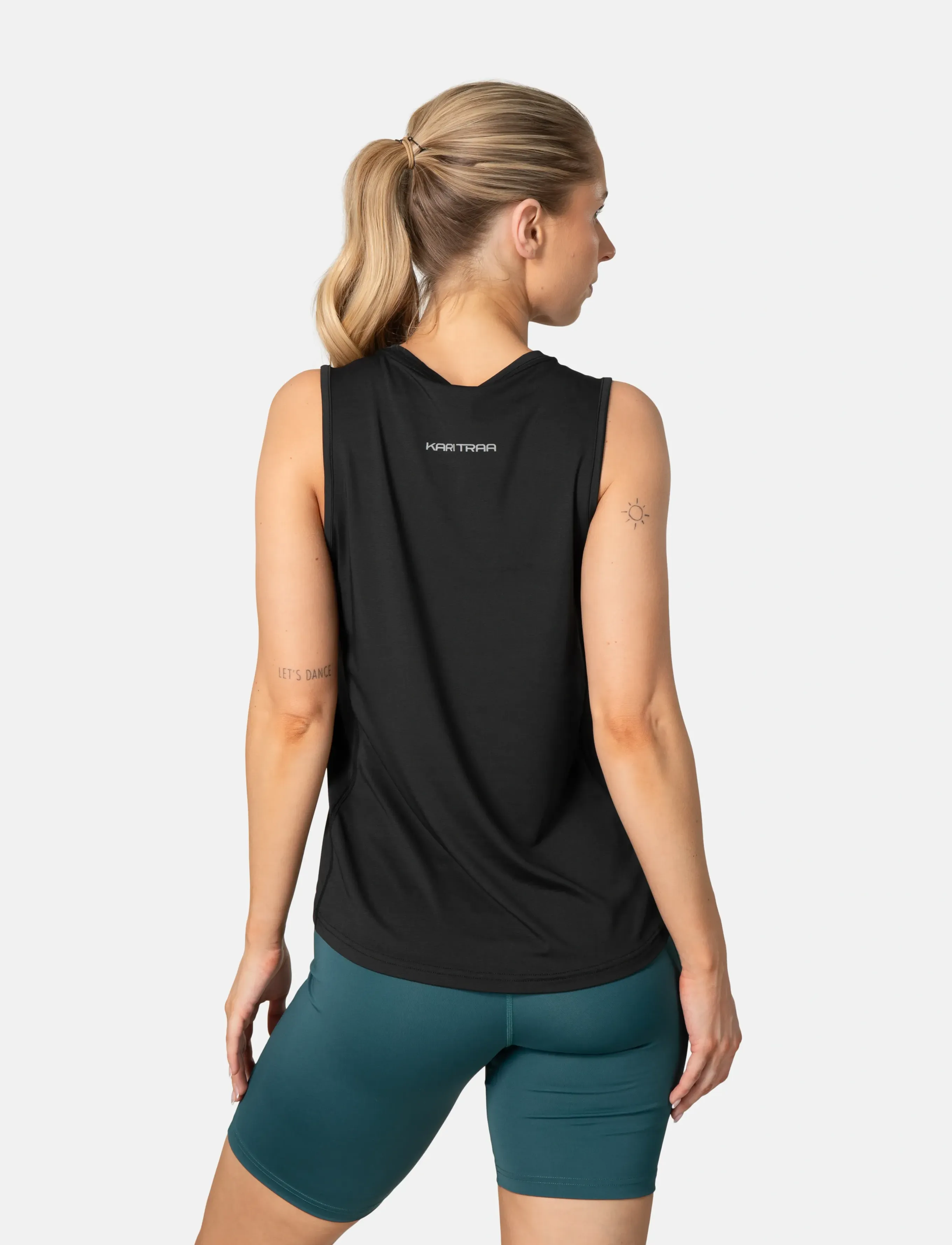 Kari Traa - AVA TANKTOP - zemākās cenas - black - 3