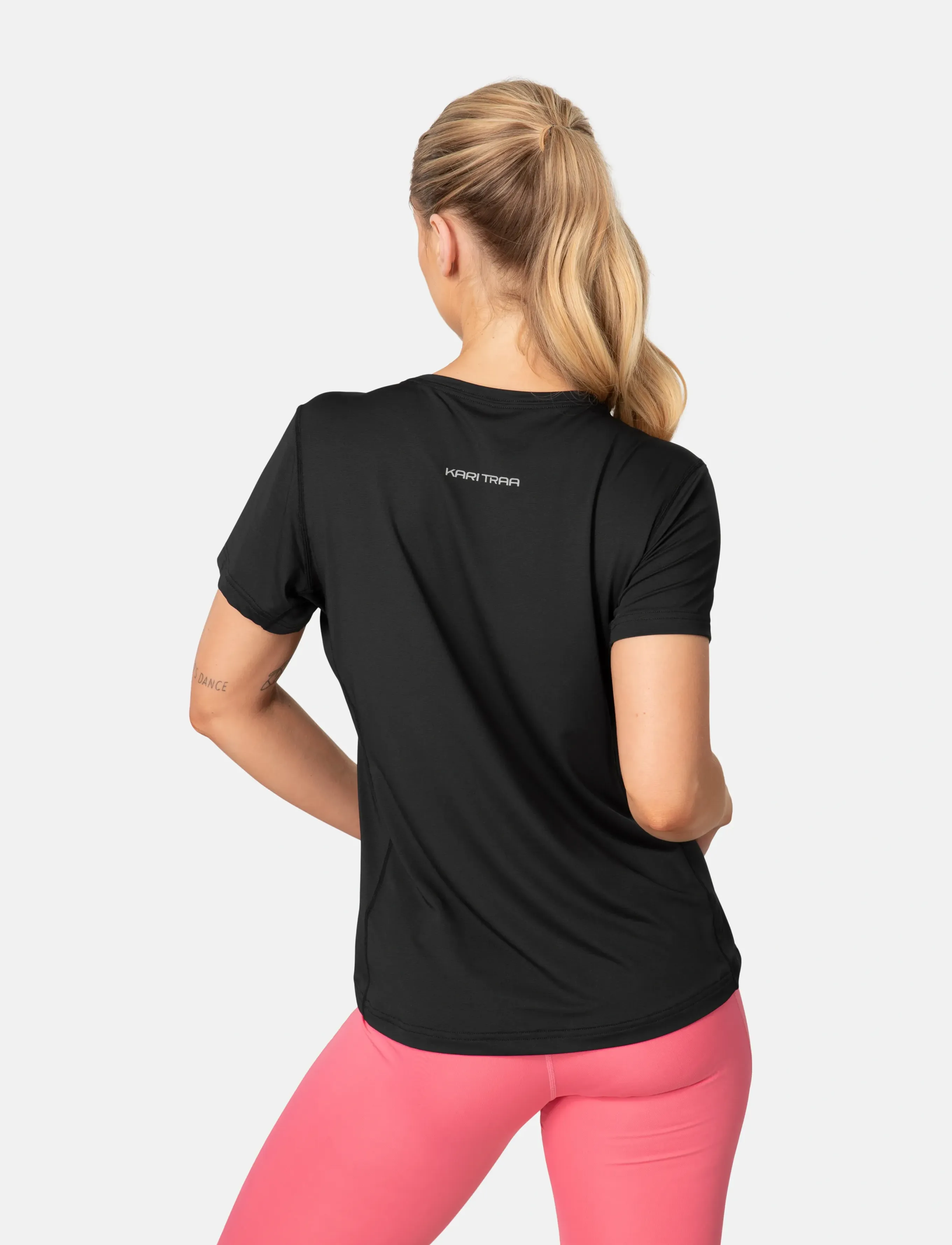 AVA TEE 4