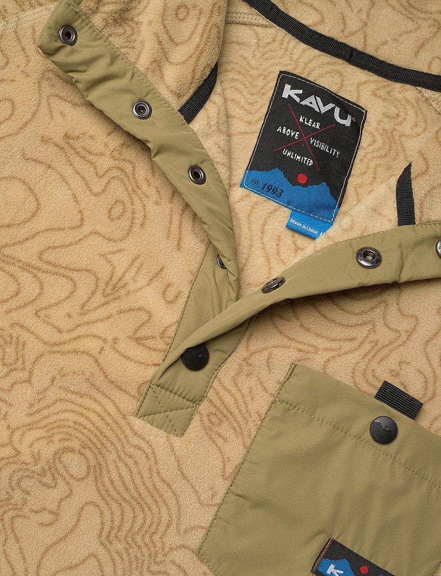 KAVU - Teannaway - teddy sweaters - terrain topo - 5