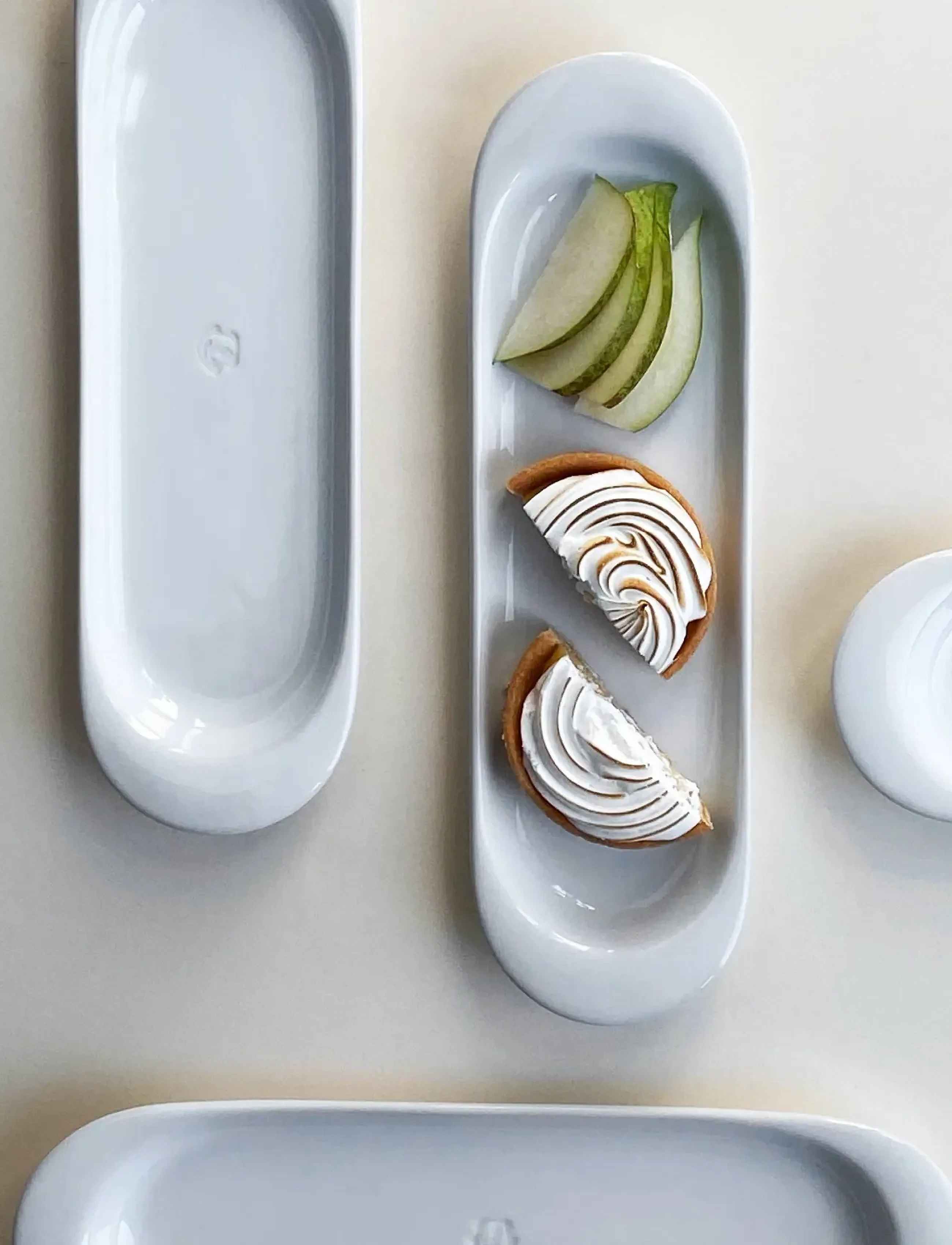Kay Bojesen - Dish, steel, WING, - serveringsfat - white - 3