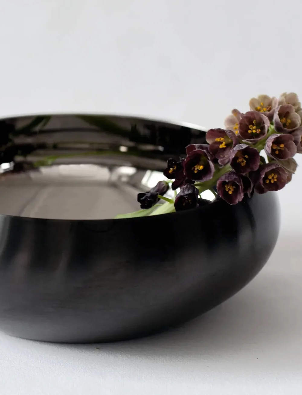 Kay Bojesen - Bowl, steel, NEST - dekoratiivsed vaagnad - black - 1