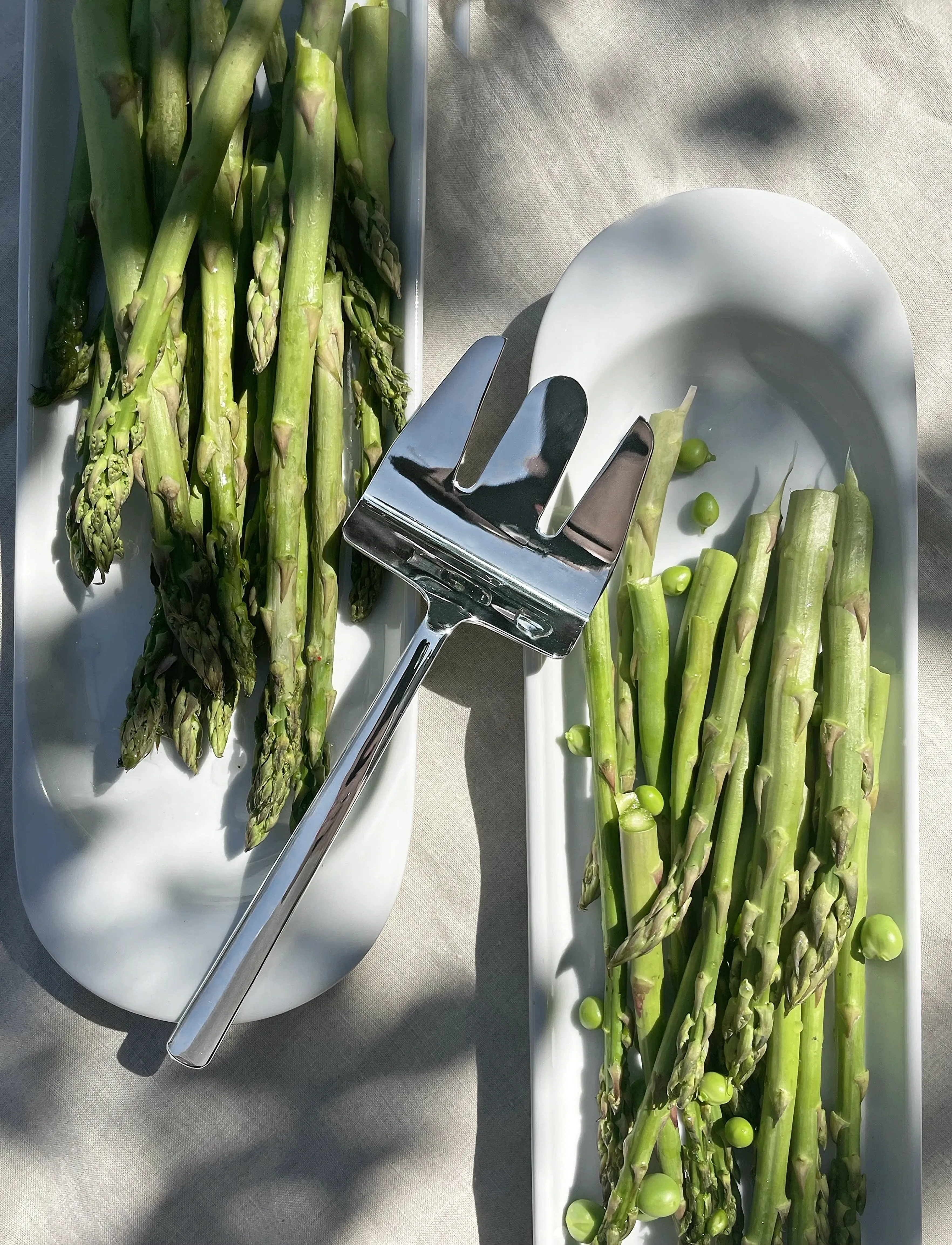 Kay Bojesen - Asparagus fork, Matte steel, Grand Prix - cuillères de service - steel - 3