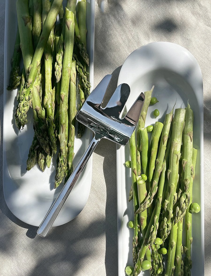 Kay Bojesen - Asparagus fork, Matte steel, Grand Prix - serveerimislusikad - steel - 3