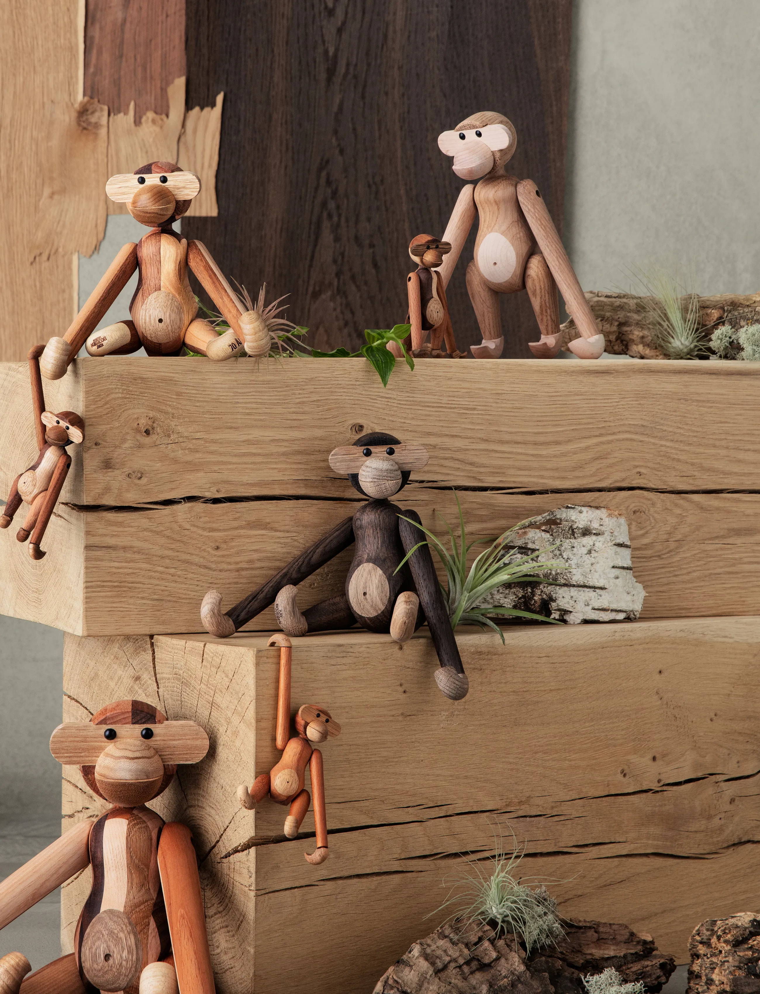 Kay Bojesen - Monkey small - holzfiguren - oak/smoked oak - 3