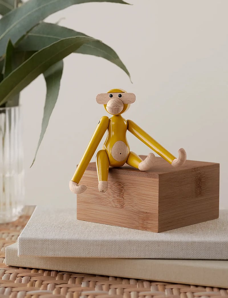Kay Bojesen - Monkey mini vintage yellow - wooden figures - vintage yellow - 0