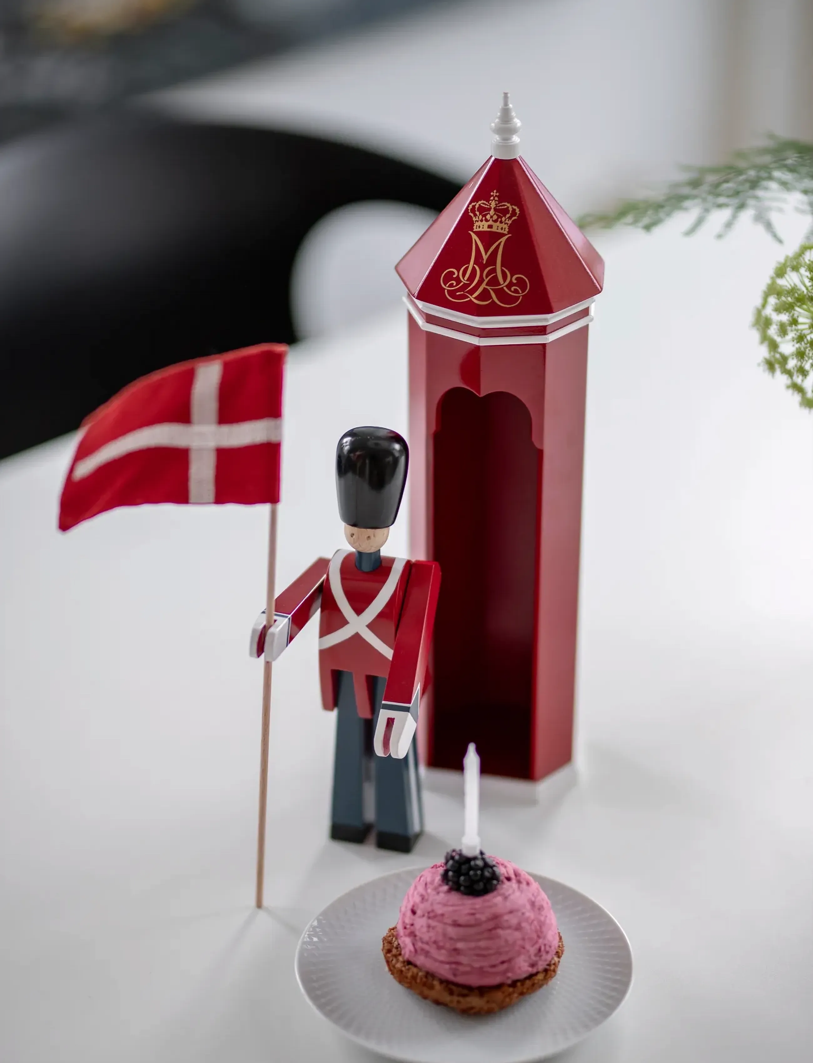 Kay Bojesen - Sentry box red/white - red/white - 3