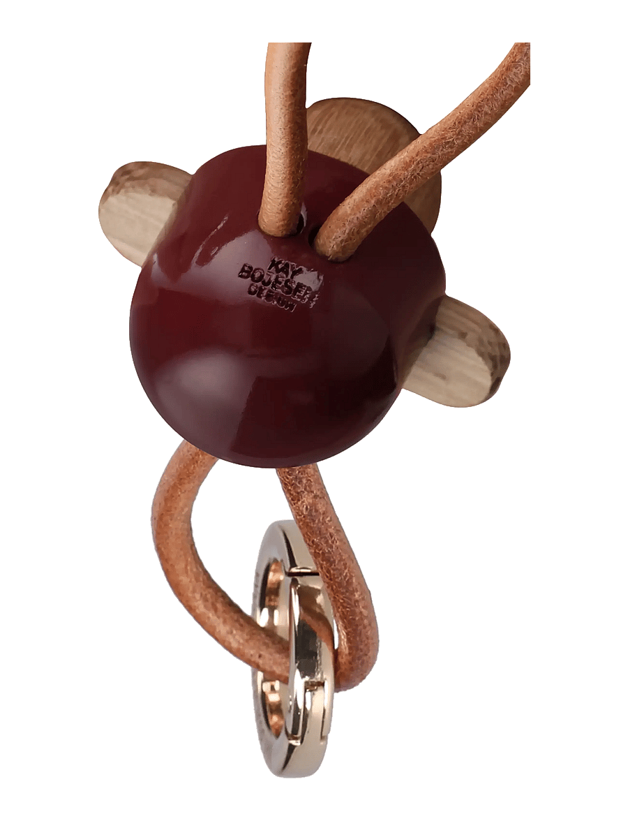 Kay Bojesen - Monkey Keychain golden metal with Natural Leather bordeaux - schlüsselanhänger & taschenanhänger - bordeaux - 3