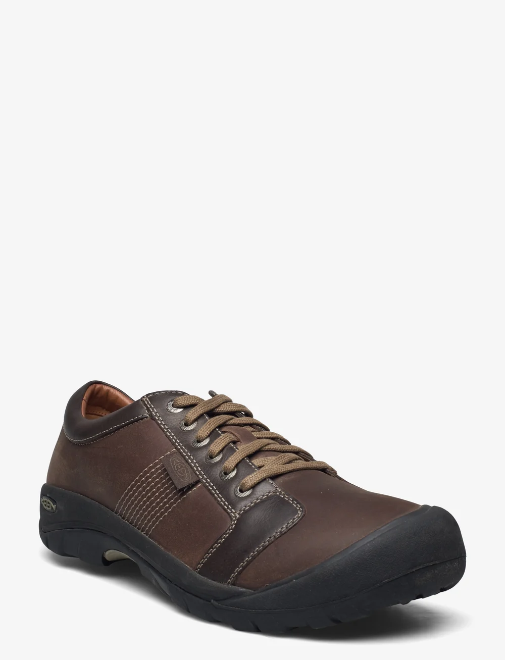 Close out deals shoes