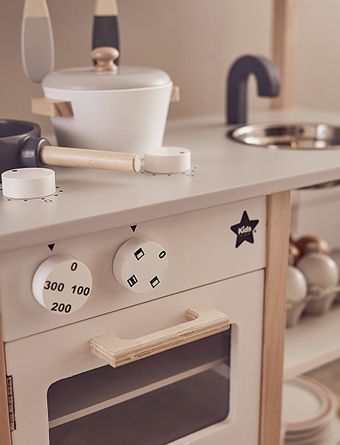 Kid s Concept Kitchen Natural white Bistro Toy kitchen Boozt