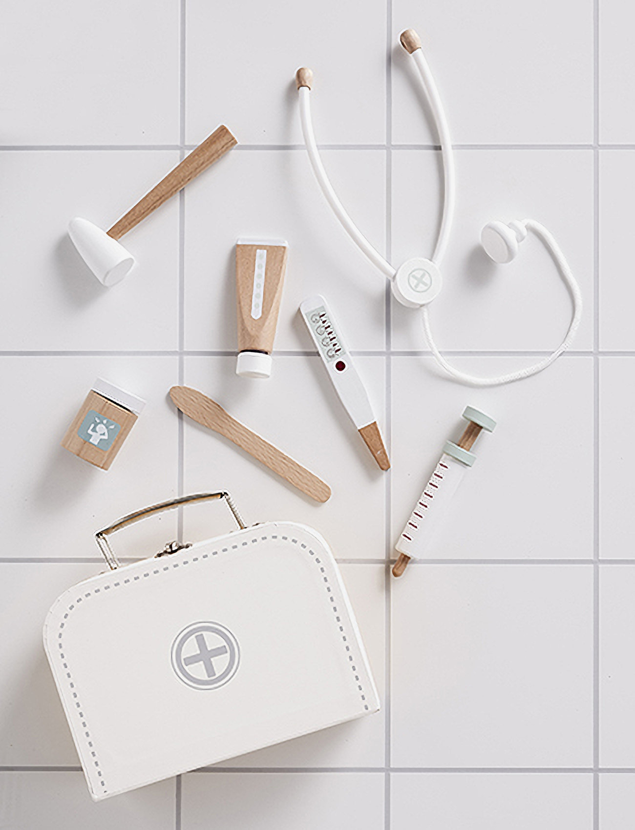 Kid's Concept - Doctors case white - lægesæt - white - 2