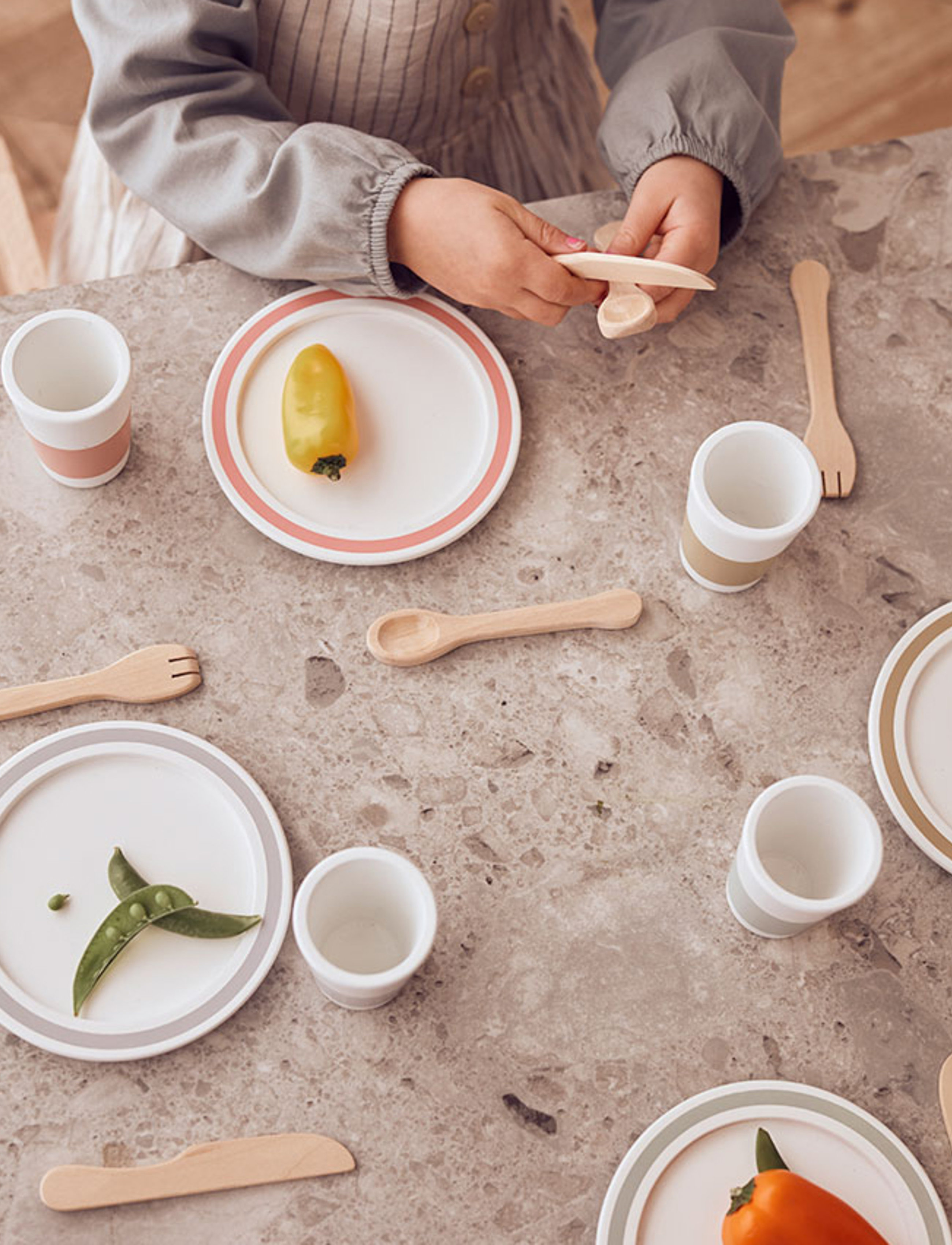 Kid's Concept - Dinnerware 4 play set BISTRO - tilbehør til legekøkkener - multi - 4