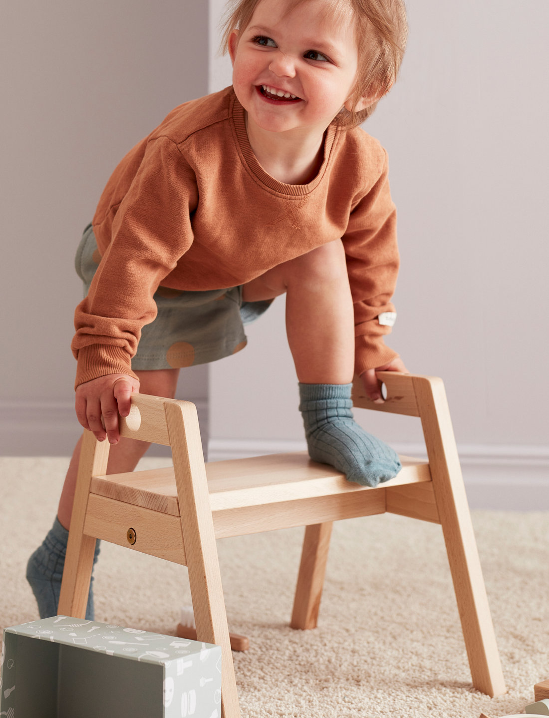 Kid s Concept Adjustable Stool Saga Blonde Furniture Boozt