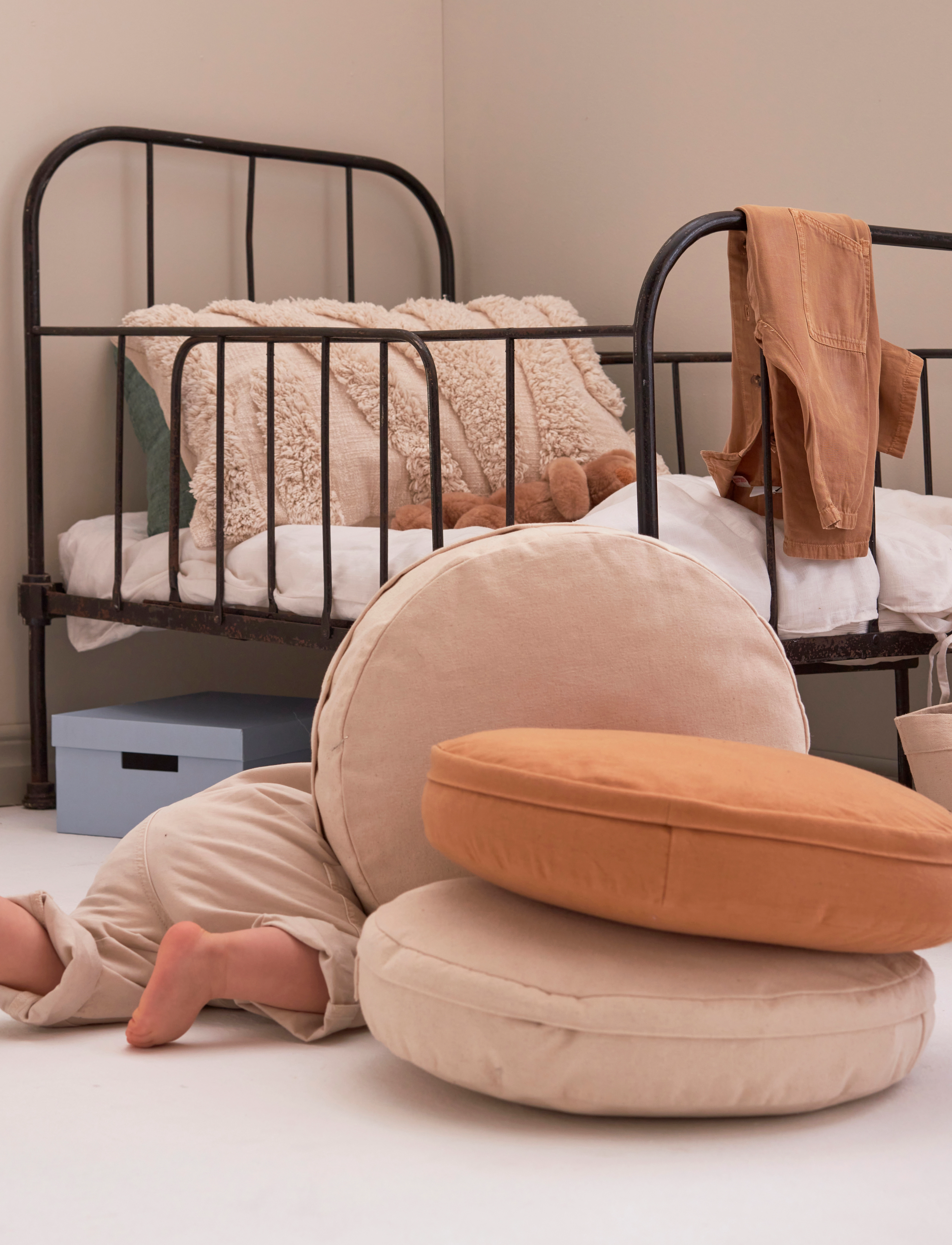 Kid's Concept - Floor cushion 40 cm brown - brown - 5