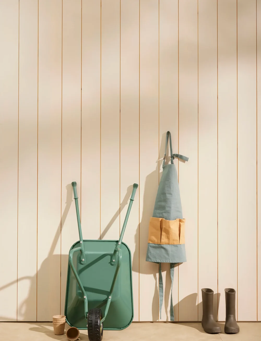 Kid's Concept - Wheelbarrow - gartengeräte - green - 4