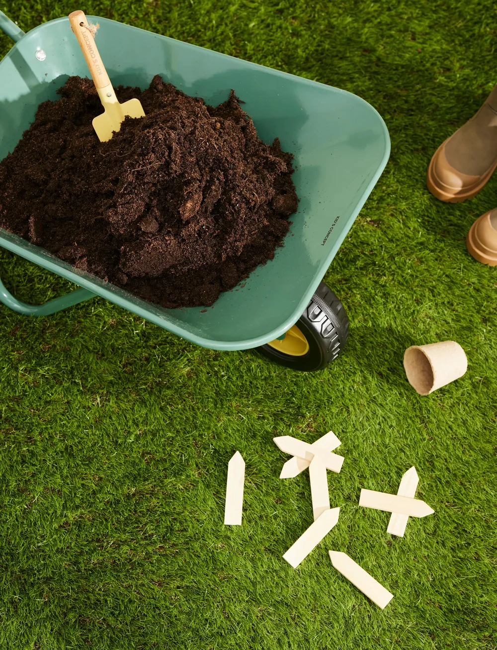 Kid's Concept - Wheelbarrow - gartengeräte - green - 5