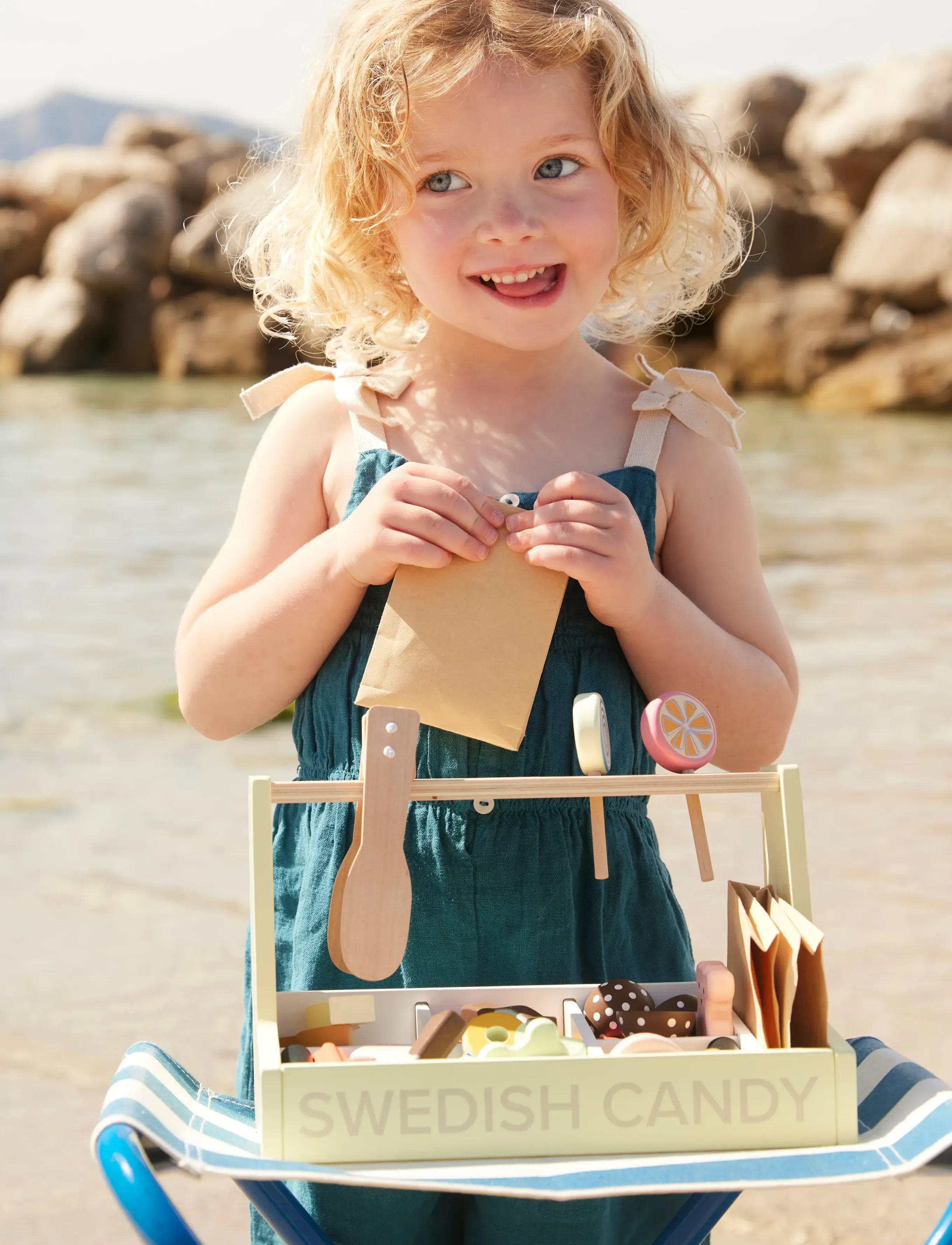 Kid's Concept Swedish Candy Shop Hub, One Size, Role Play, Mehrfarbig/gemustert - Toy Market Stalls & Accessories, Kinder