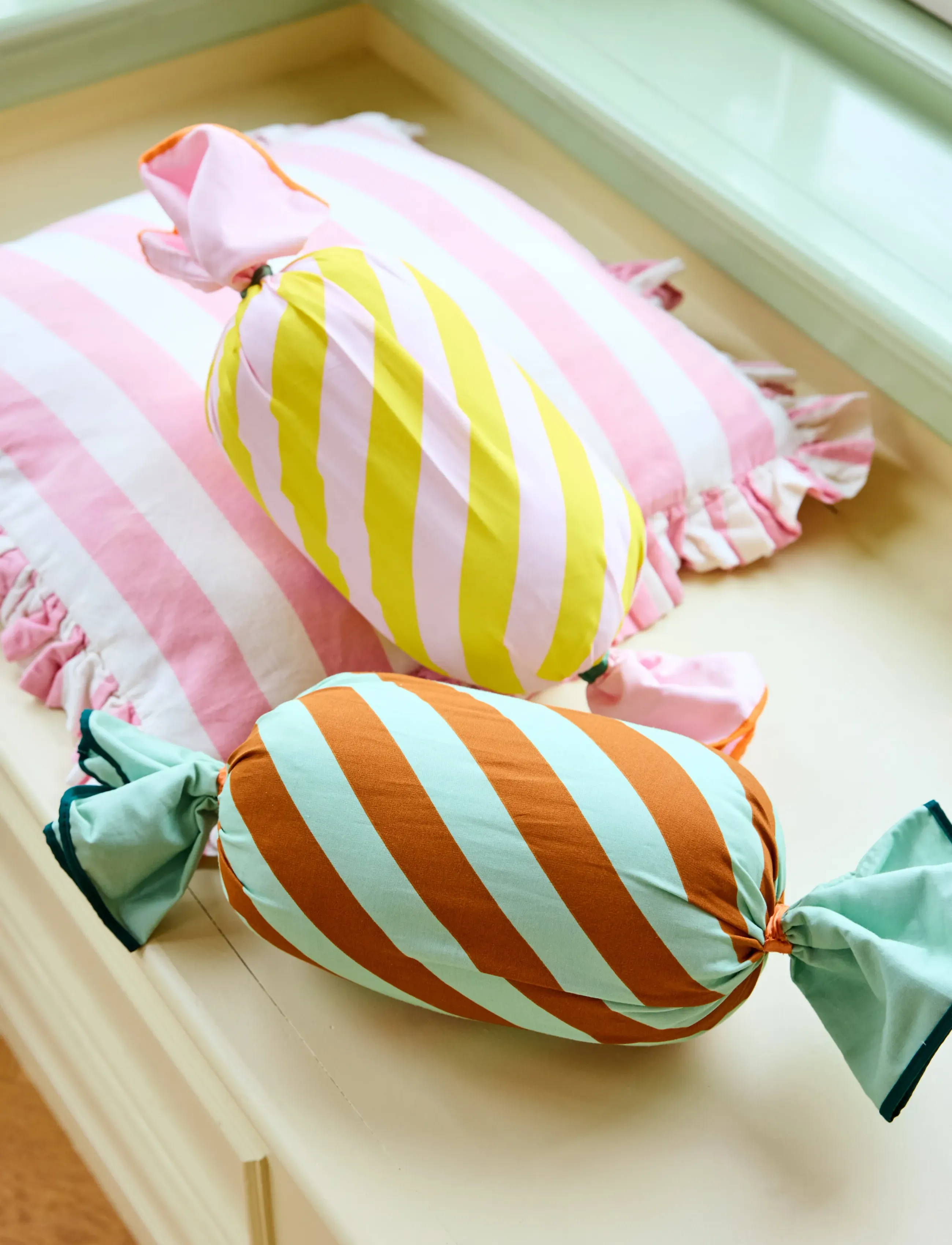 Kid's Concept - Cushion Candy Green - cushions - green - 3