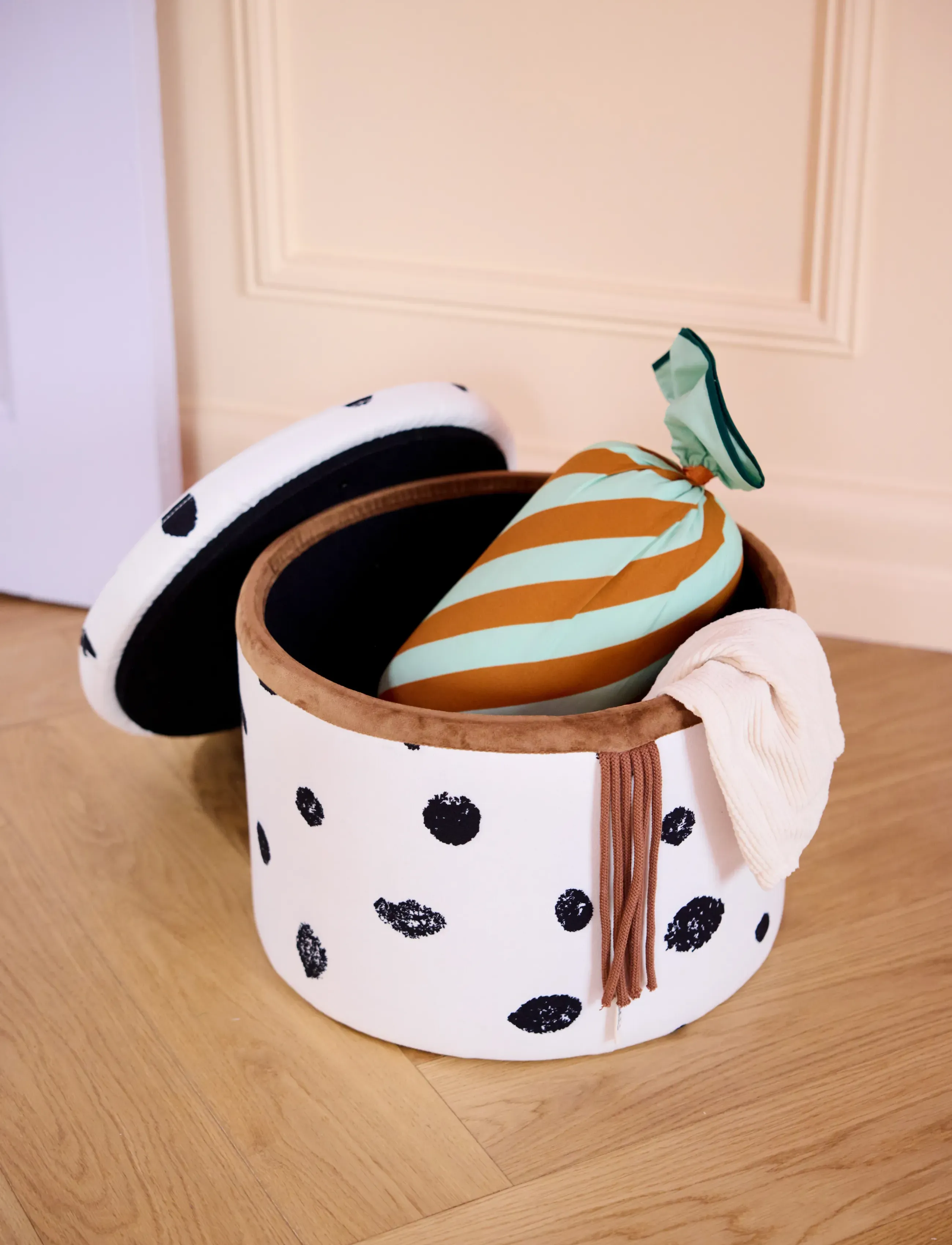 Kid's Concept - Cushion Candy Green - cushions - green - 4