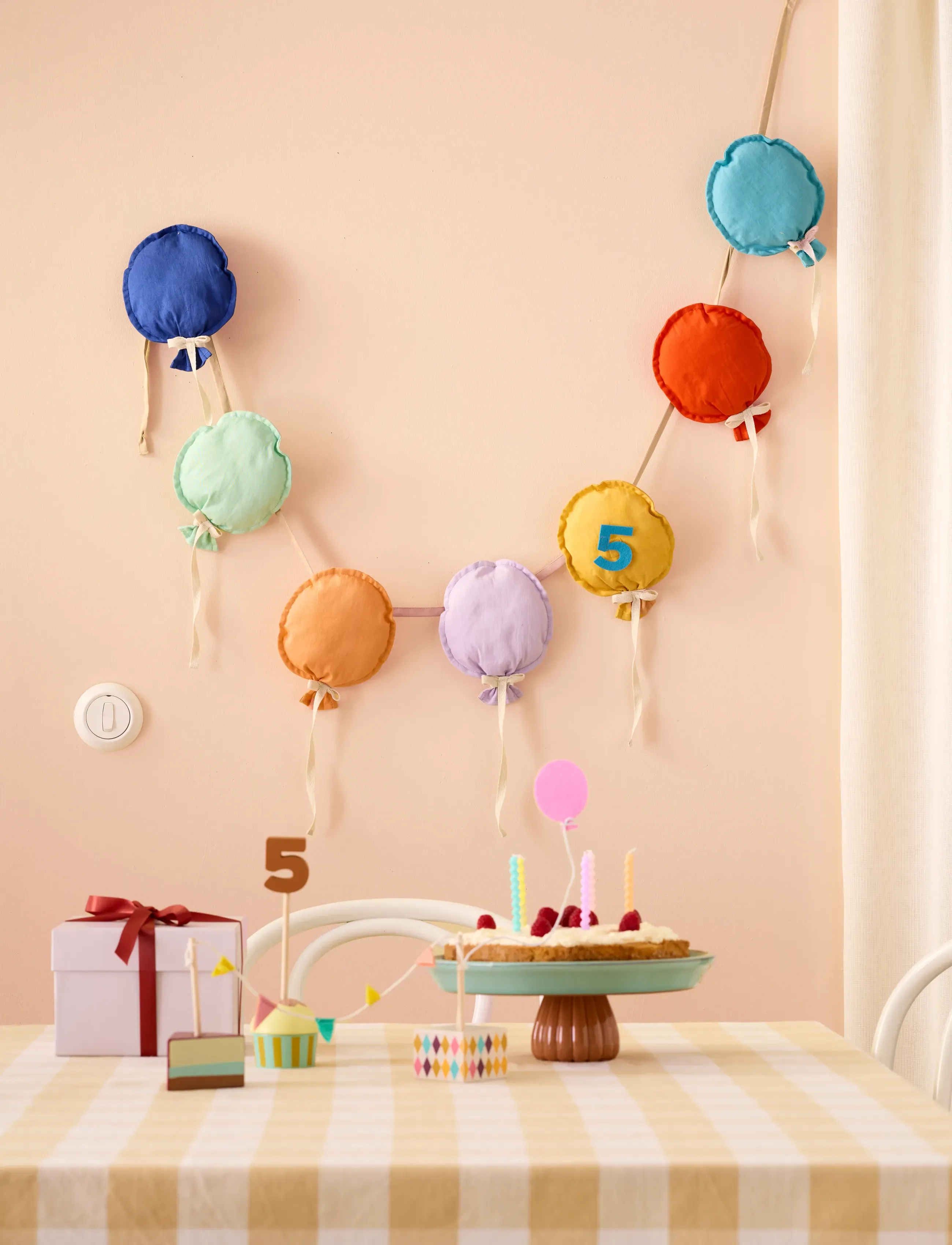 Kid's Concept Bunting Ballon Dress-Up, One Size, Spielzeug, Mehrfarbig/gemustert - Children's Birthday, Kinder