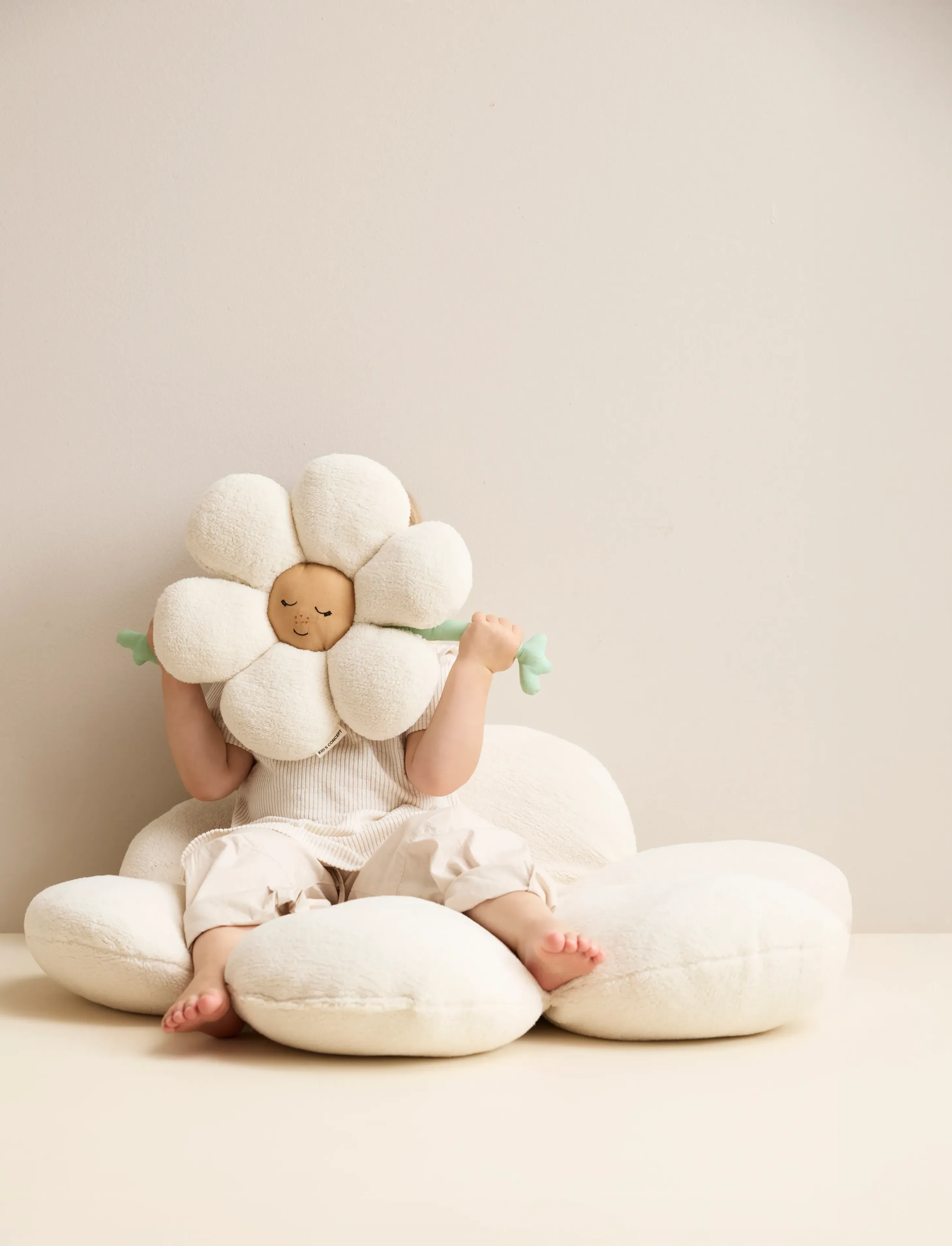 Kid's Concept Cushion Friendly Flower, One Size, Kids Decor, Creme - Cushions, Kinder