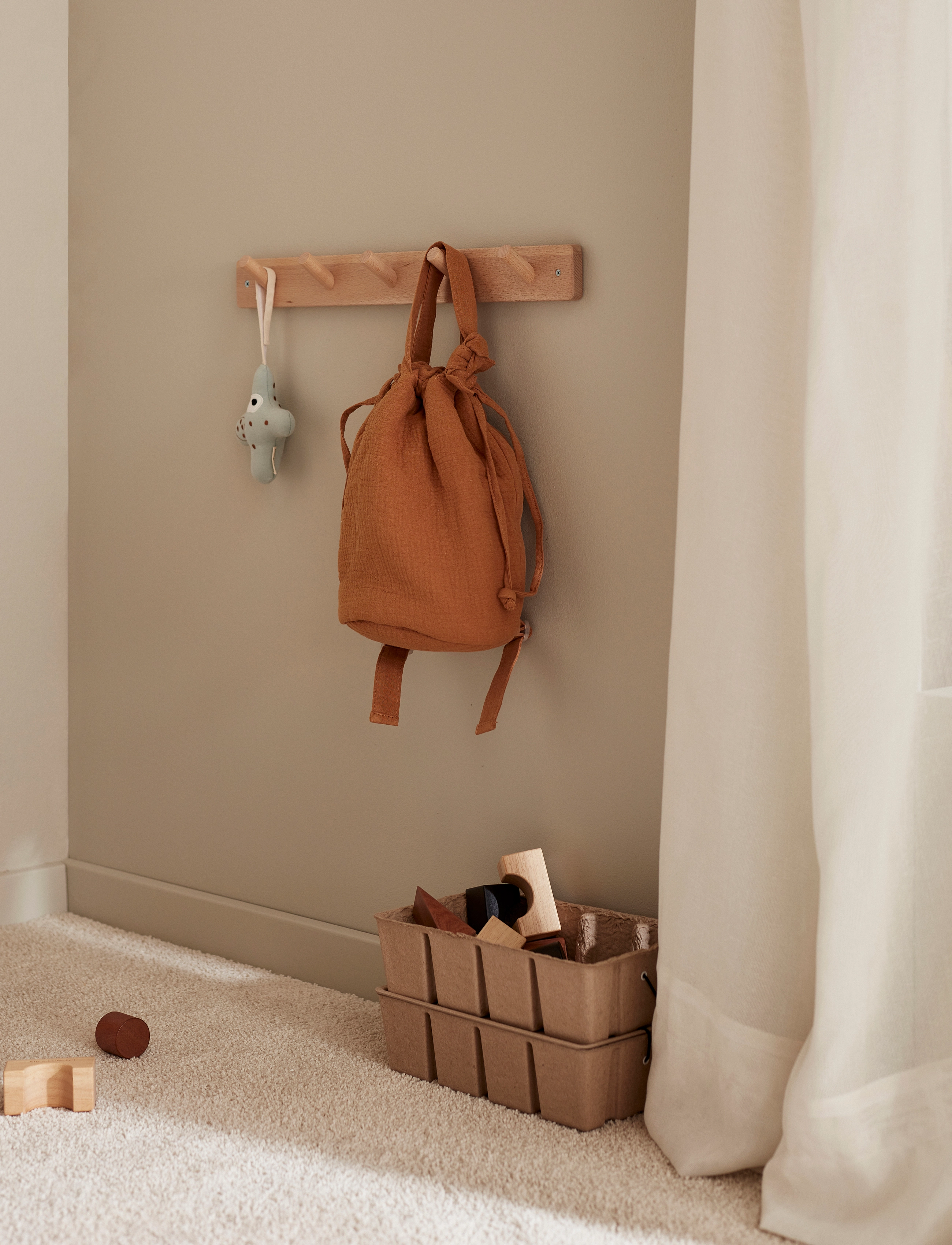 Kid's Concept - Wallshelf & Hookboard Saga - pakkeløsninger - nature - 2