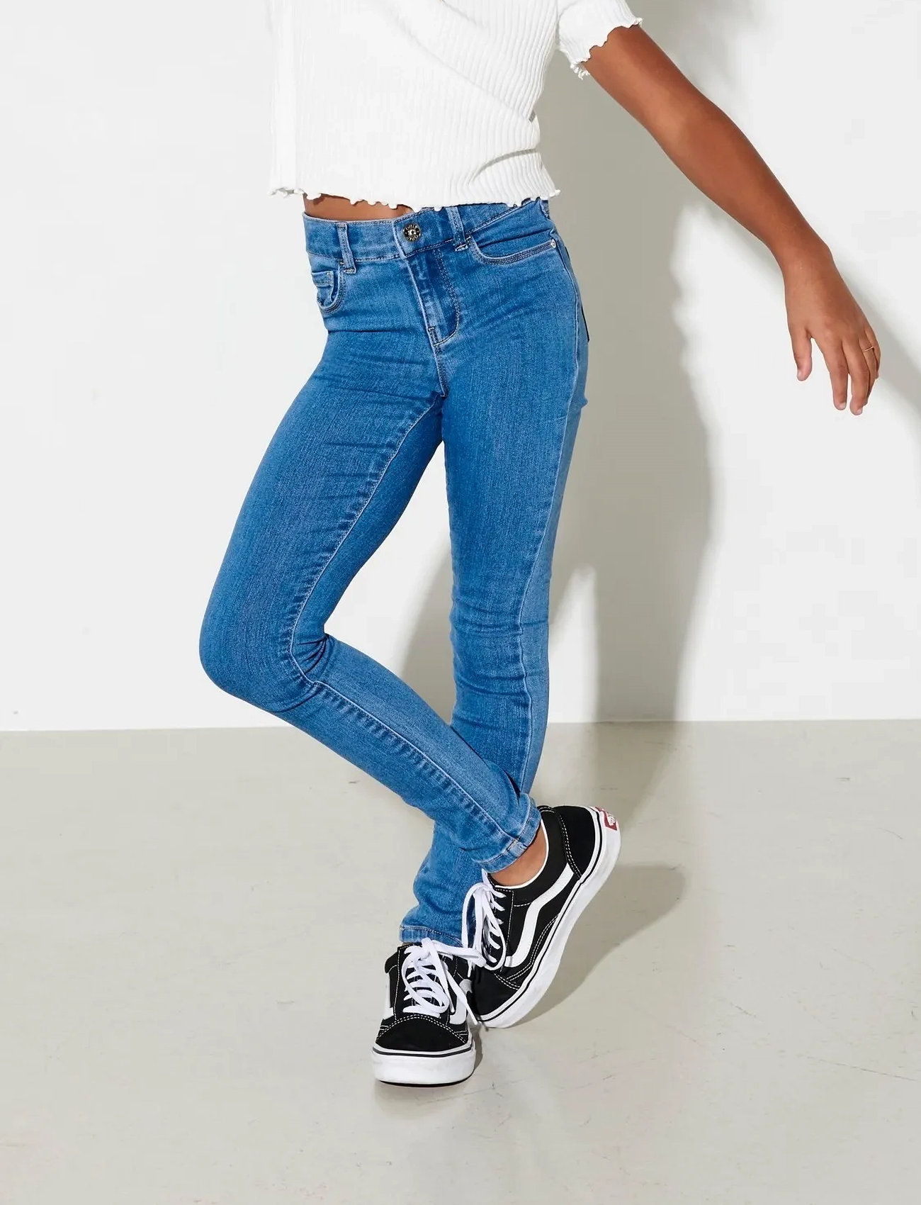 Medium Blue Denim Life Regular Skinny Jeans str. 140