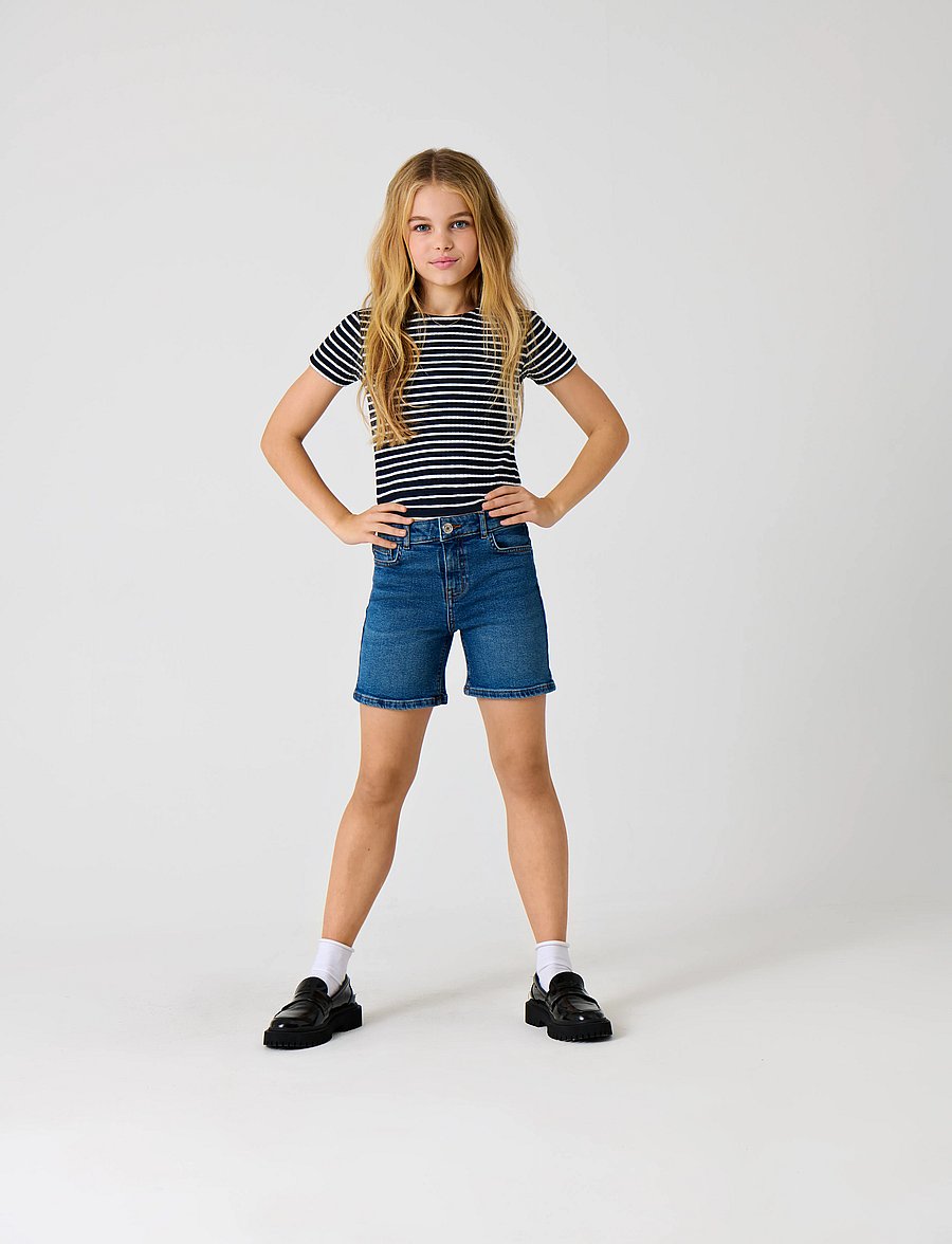 Kids Only - KOGPHINE SHORTS DNM AZG NOOS - lühikesed teksapüksid - medium blue denim - 0