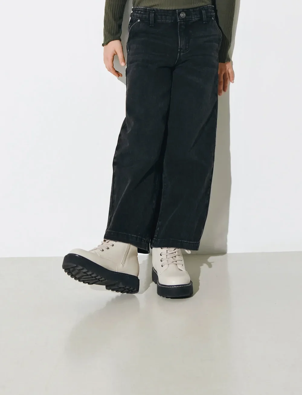 Kids Only - KOGCOMET WIDE DNM PIM528 NOOS - hosen mit weitem bein - washed black - 0