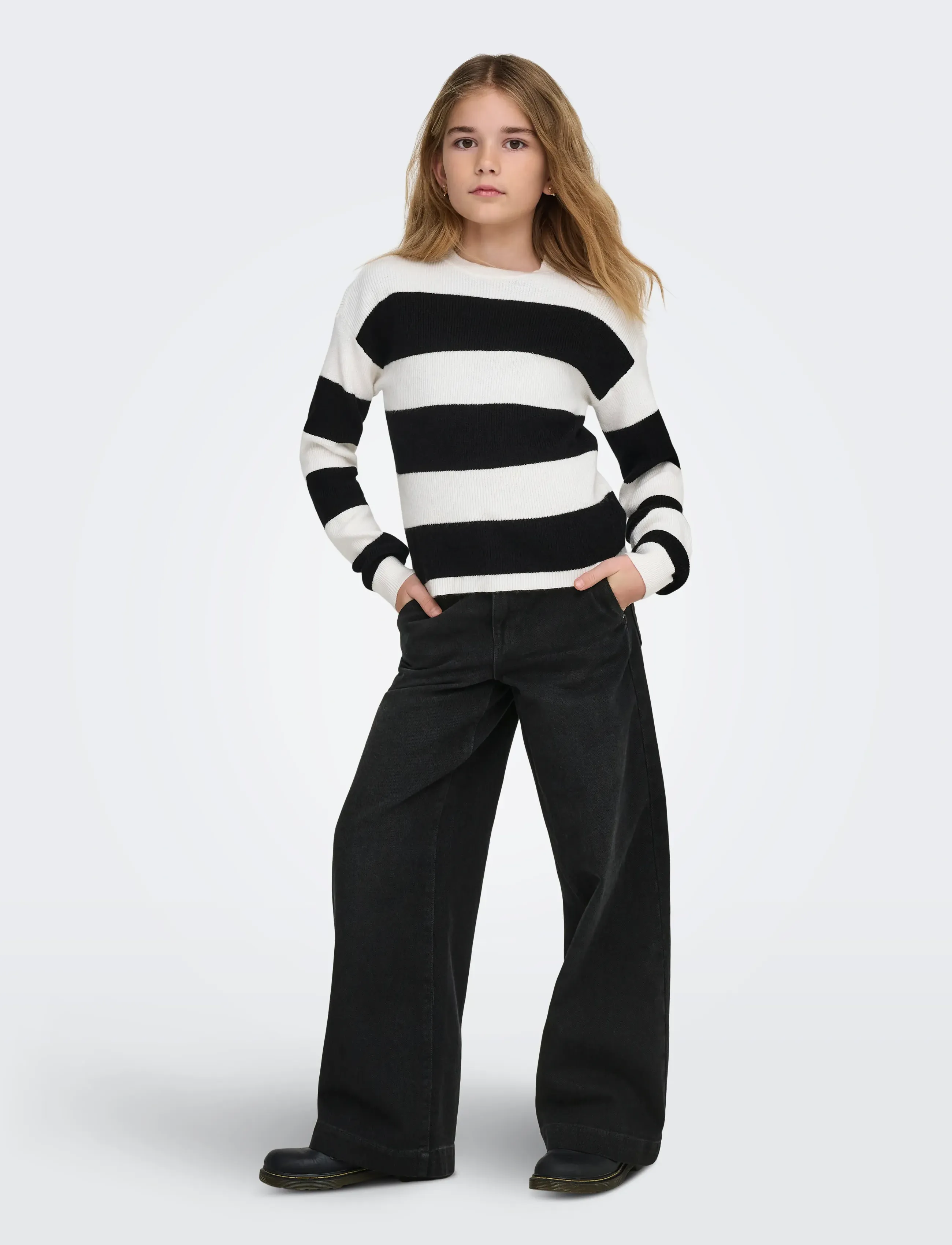 Kids Only - KOGCOMET WIDE DNM PIM528 NOOS - hosen mit weitem bein - washed black - 5