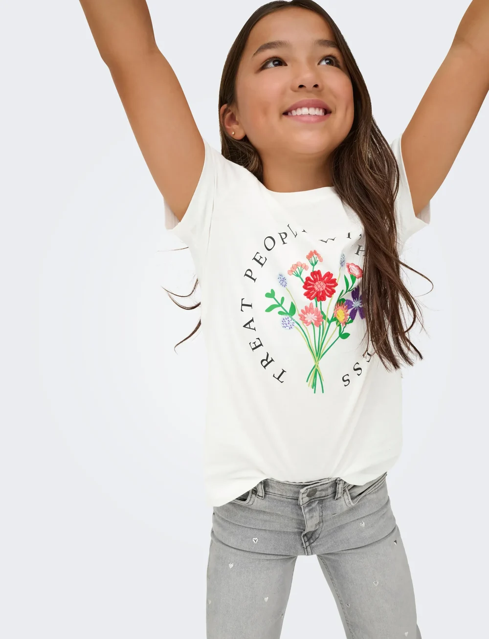 Kids Only - KOGEMMA LIFE REG S/S FLOWER TOP JRS NOOS - kortermede t-skjorter - cloud dancer - 4