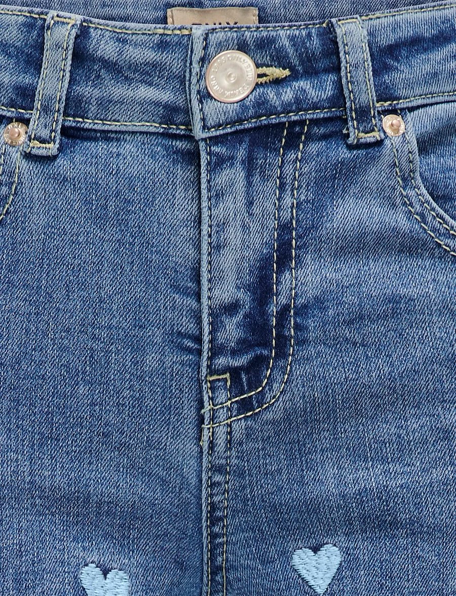 Kids Only - KOGJUICY WIDE LEG HEART EMB JEANS NOOS - pantalons larges - light medium blue denim - 2