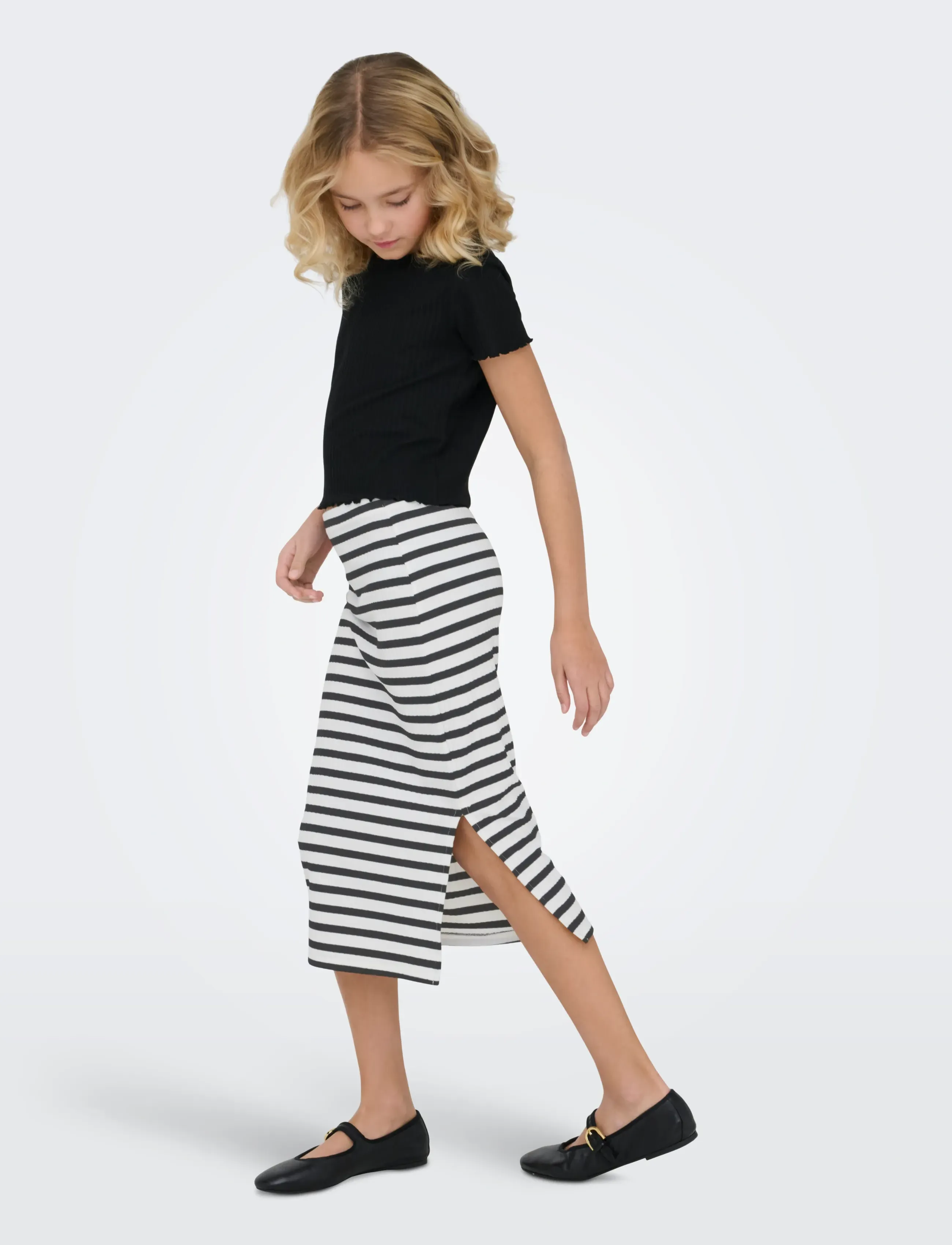 Kids Only - KOGNELLA LONG SIDE SLIT SKIRT JRS NOOS - jupes midi - black - 5