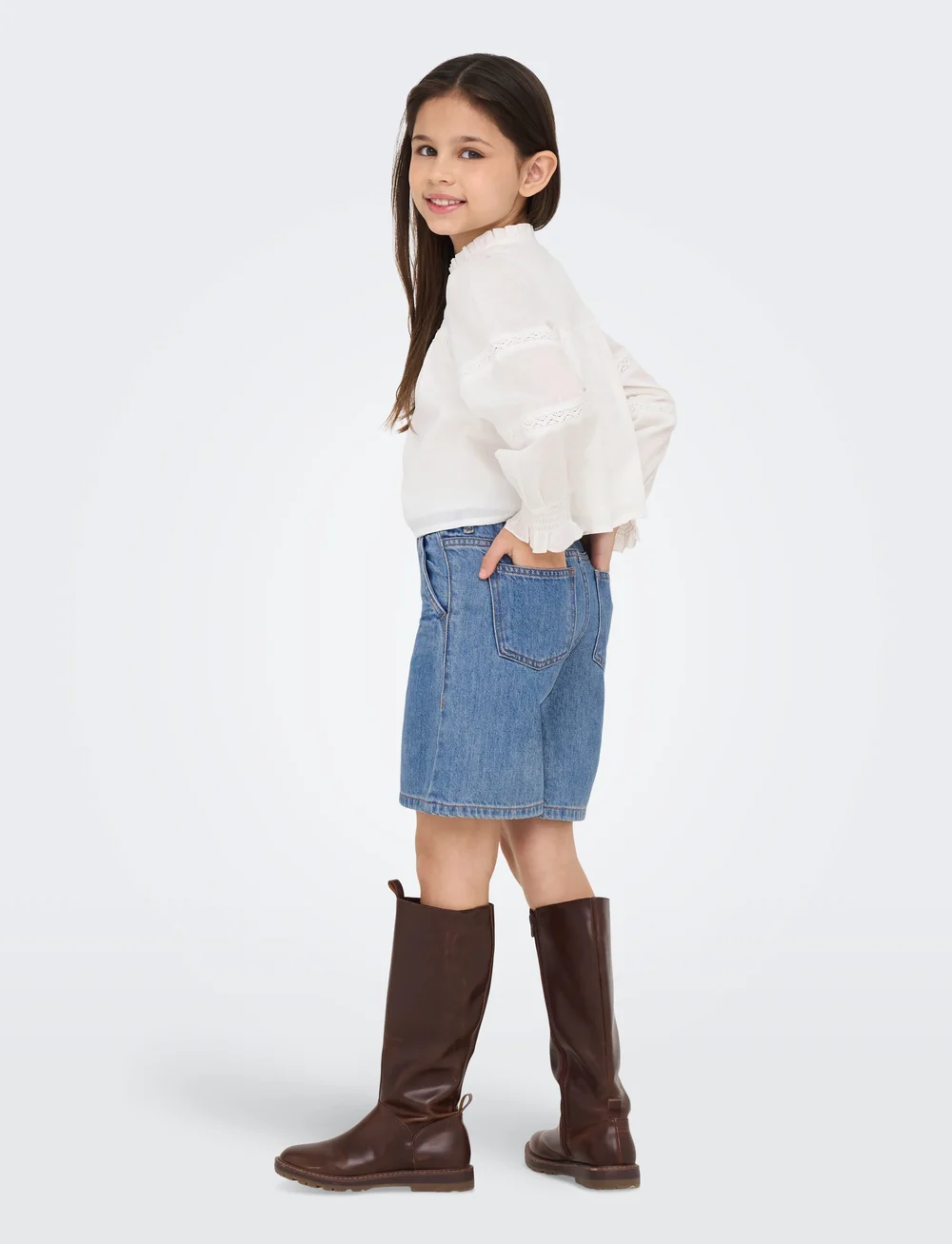 Kids Only - KOGCOMET WIDE LONG SHORTS DNM DIA NOOS - jeansshorts - light blue denim - 3