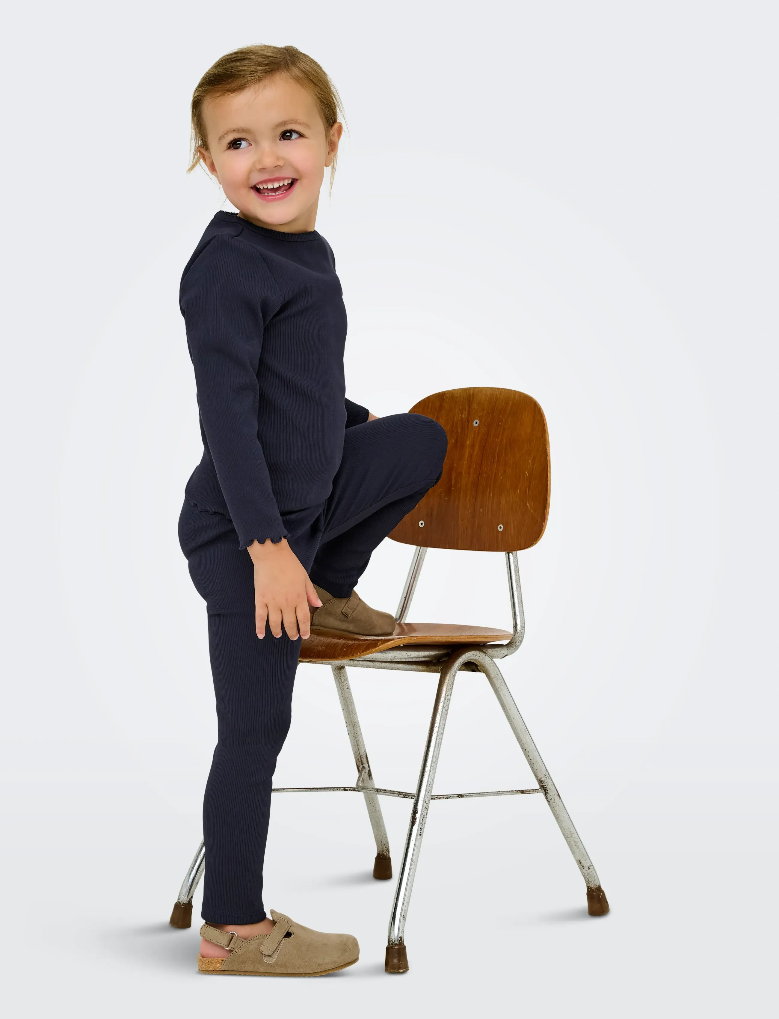 Kids Only - KMGTRINNY SOLID LEGGING JRS NOOS - leggings - night sky - 4