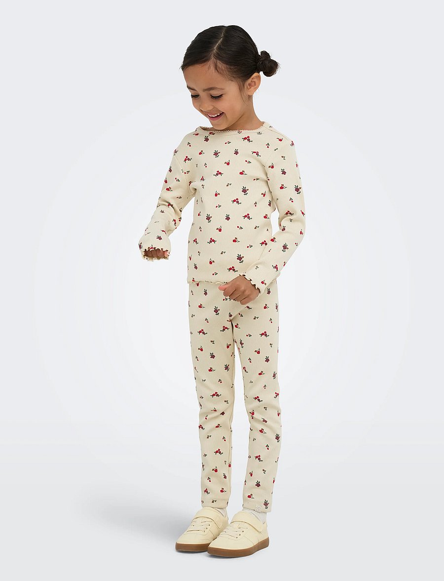 Kids Only - KMGTRINNY AOP LS O-NCK TOP JRS NOOS - långärmade t-shirts - birch - 4