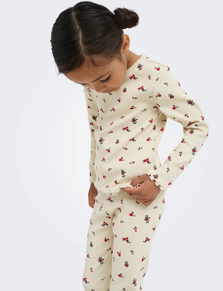 Kids Only - KMGTRINNY AOP LS O-NCK TOP JRS NOOS - långärmade t-shirts - birch - 5