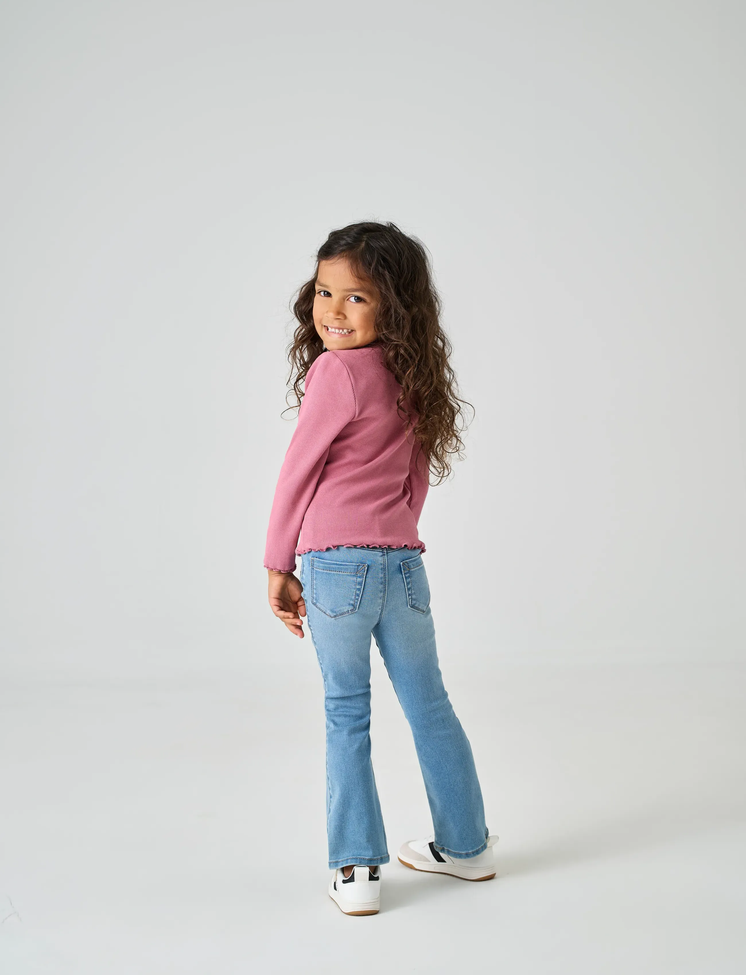 Kids Only - KMGROYAL FLARED FLOWER JEANS NOOS - regular jeans - light blue denim - 3