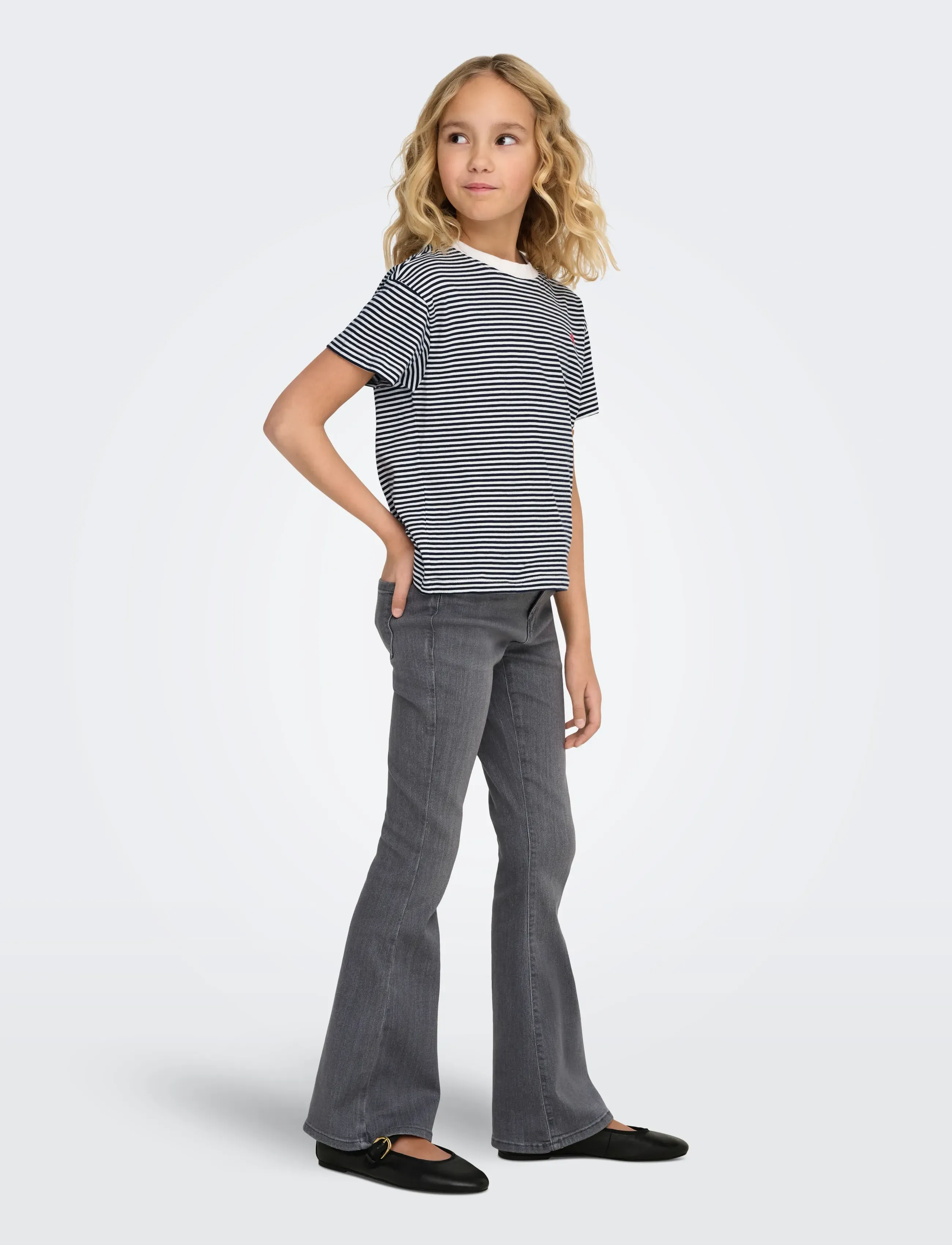 Kids Only - KOGPISA MAIKEN REG CROP SS ONL JRS NOOS - t-shirts à manches courtes - cloud dancer - 5