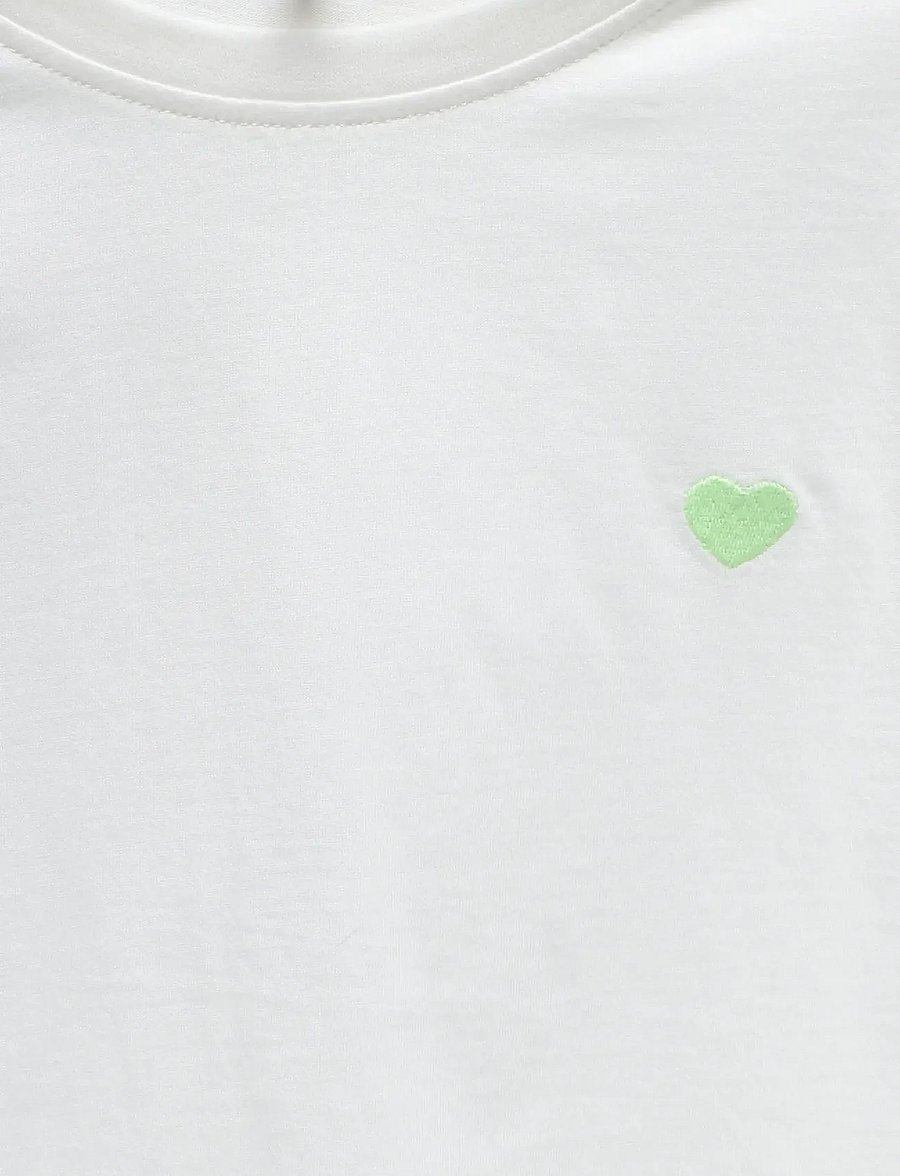 Kids Only - KOGMAIKEN LIFE CROPHEART SS TOP JRS NOOS - t-krekli ar īsām piedurknēm - cloud dancer - 3