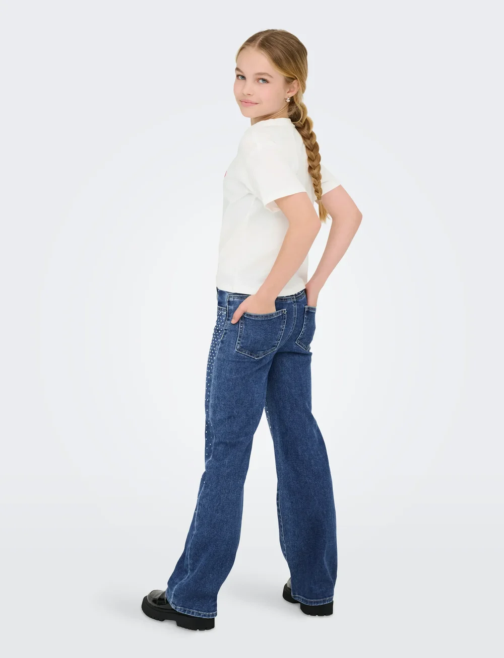 Kids Only - KOGMAIKEN LIFE CROPHEART SS TOP JRS NOOS - kortærmede t-shirts - cloud dancer - 3