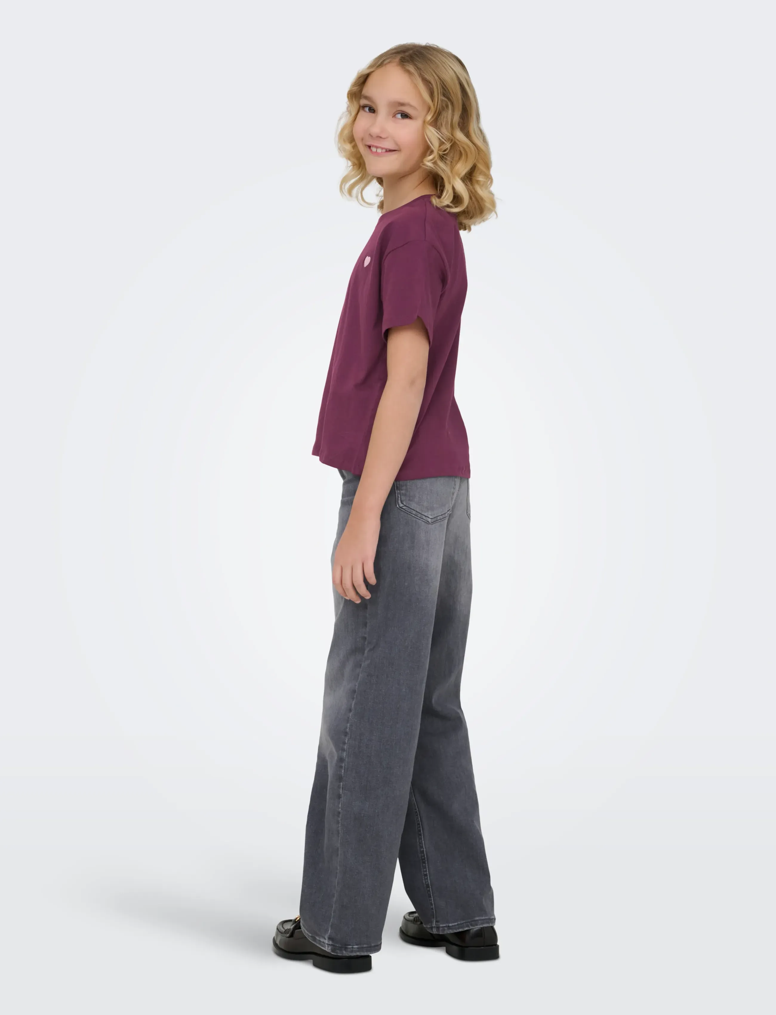 Kids Only - KOGMAIKEN LIFE CROPHEART SS TOP JRS NOOS - t-shirts à manches courtes - mauve wine - 3